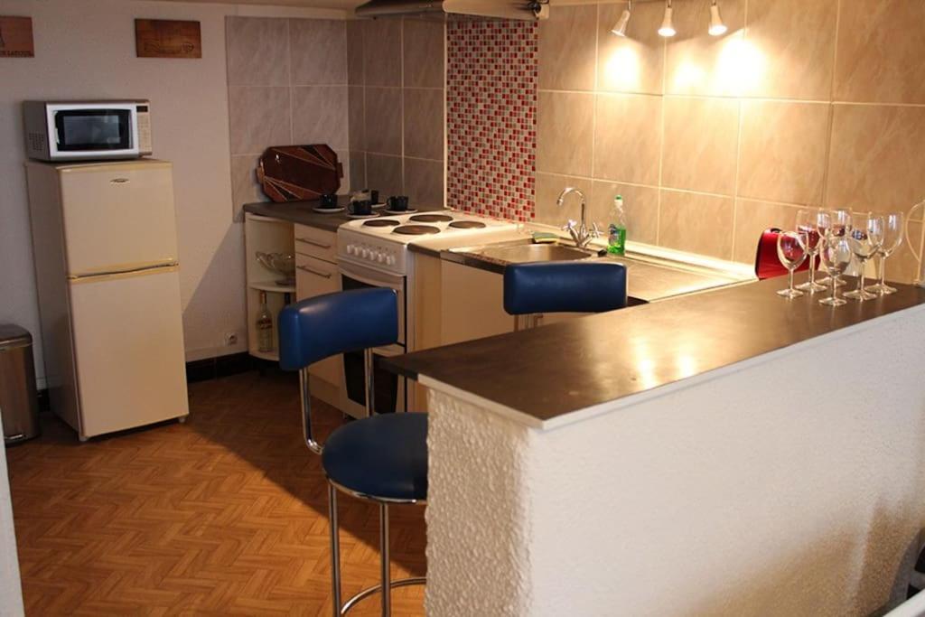 Petit Loft Cosy Apartment Carcassonne Exterior foto